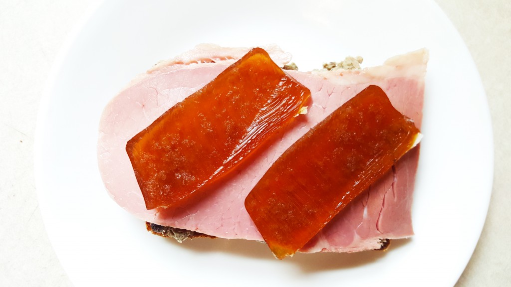 Rugbrød with butter, leverpostej, corned beef, aspic