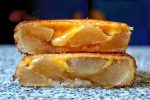 Apple pie with cheddar